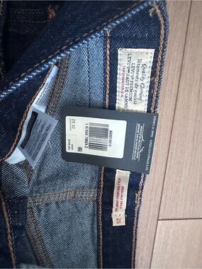Levi's High Rise Women's Jeans in Dark Blue Denim